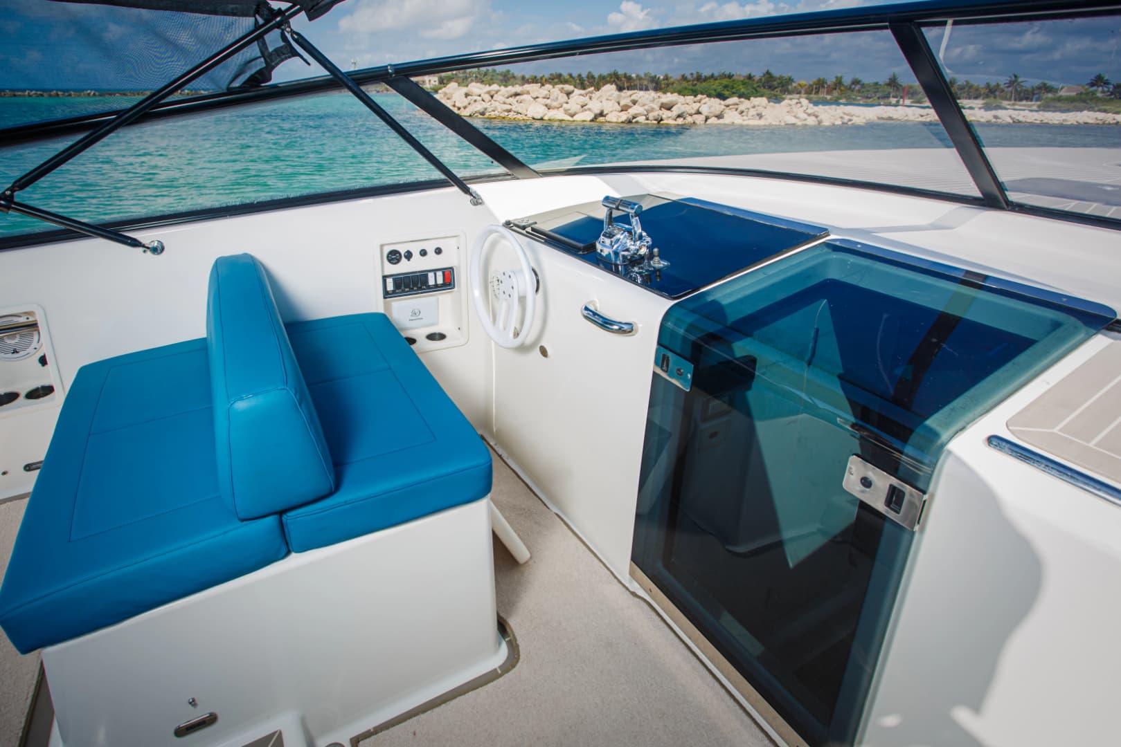 2014 VanDutch 40