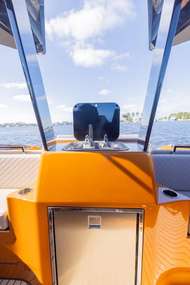 2022 SAY Carbon Yachts 42 Open
