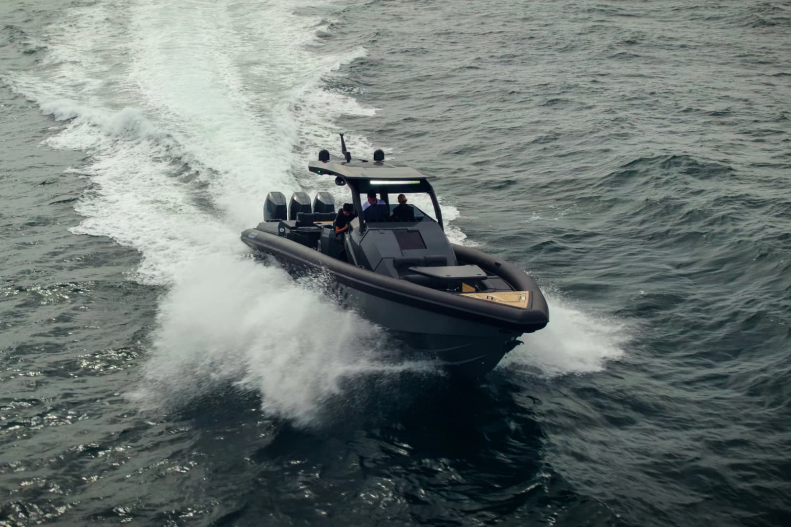 2024 Skipper 42 Carbon Edition