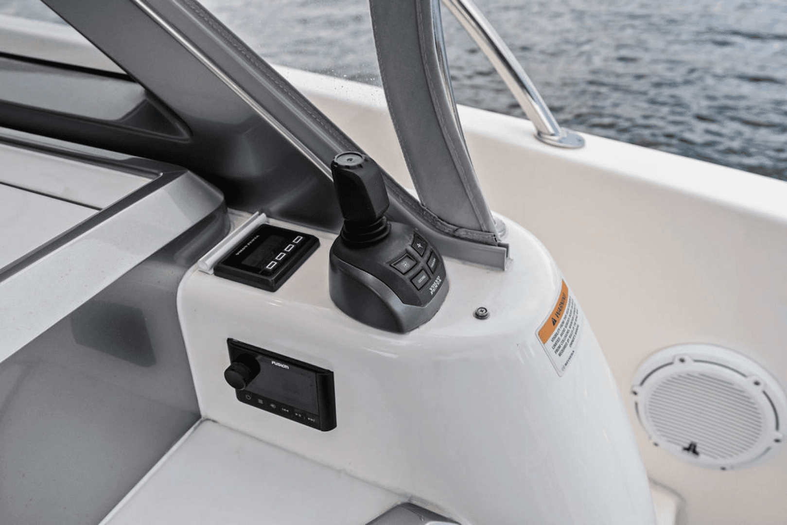 2026 Riviera 4600 Sport Yacht Platinum Edition
