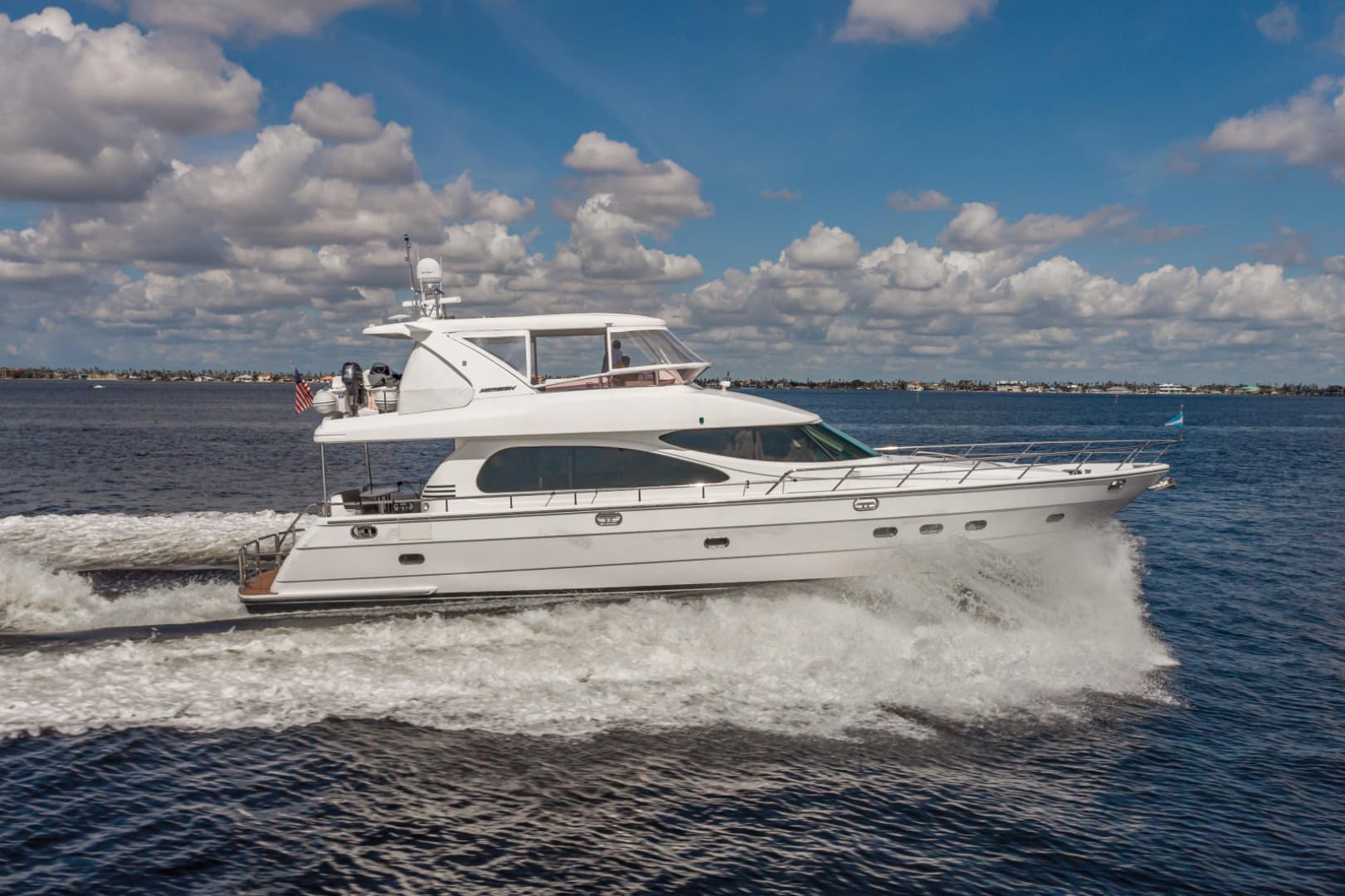 2003 Horizon 64
