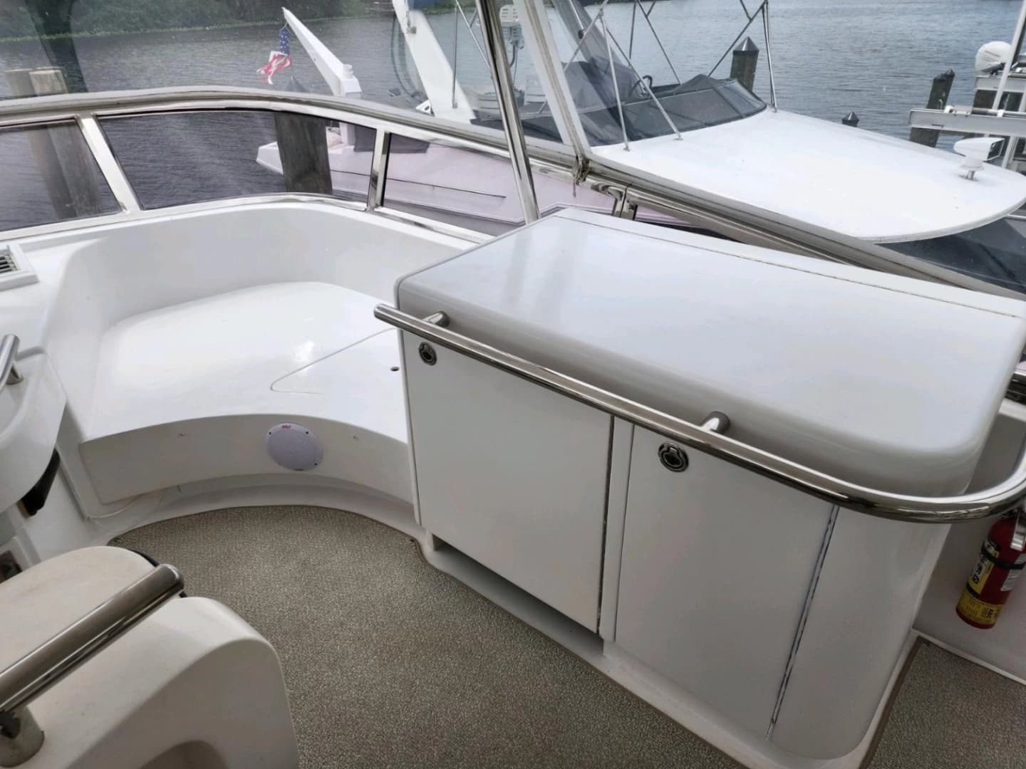2003 Horizon 64