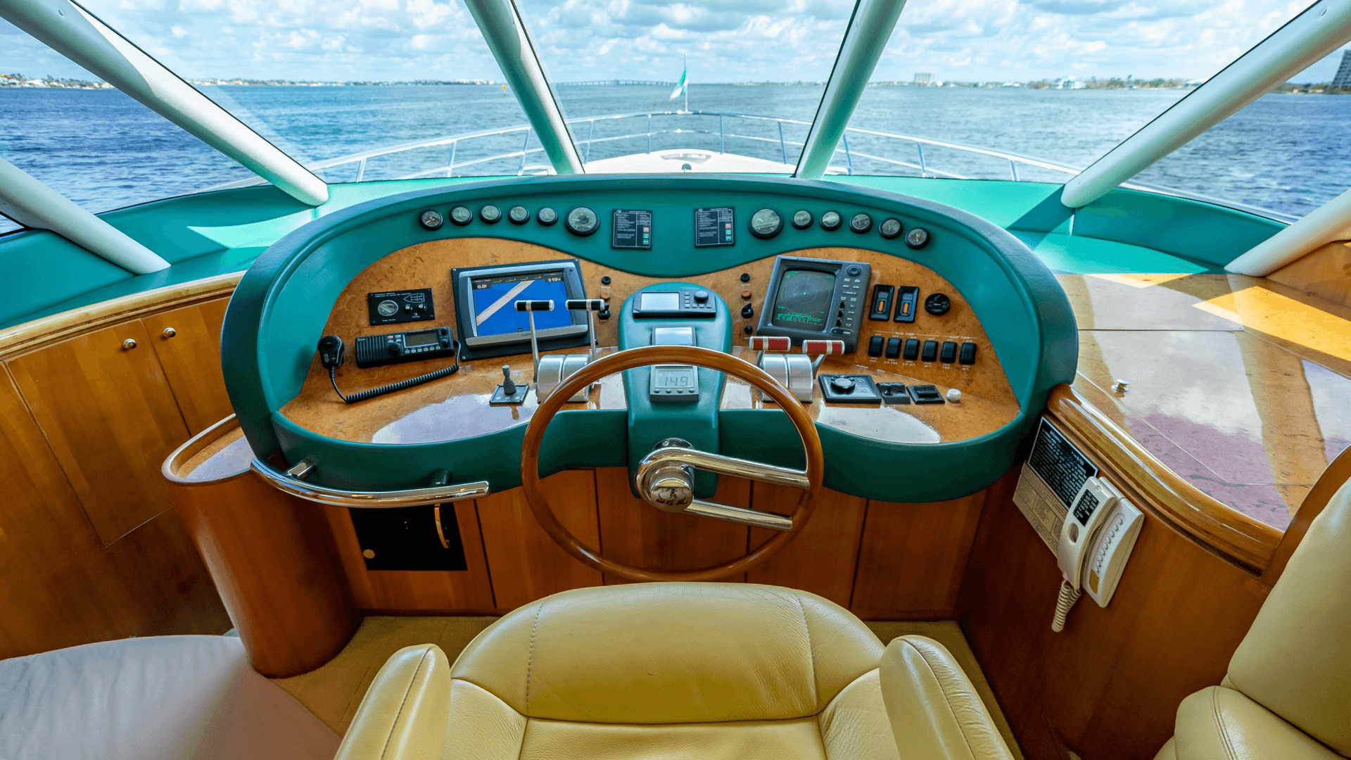 2003 Horizon 64