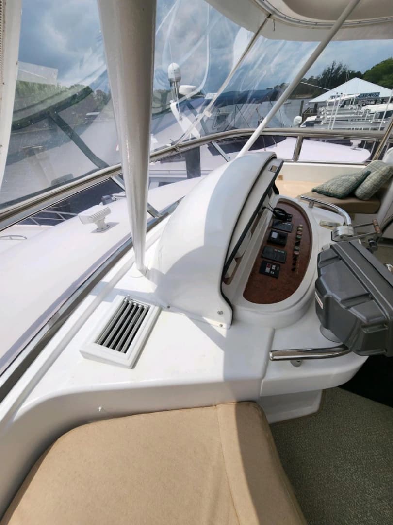 2003 Horizon 64