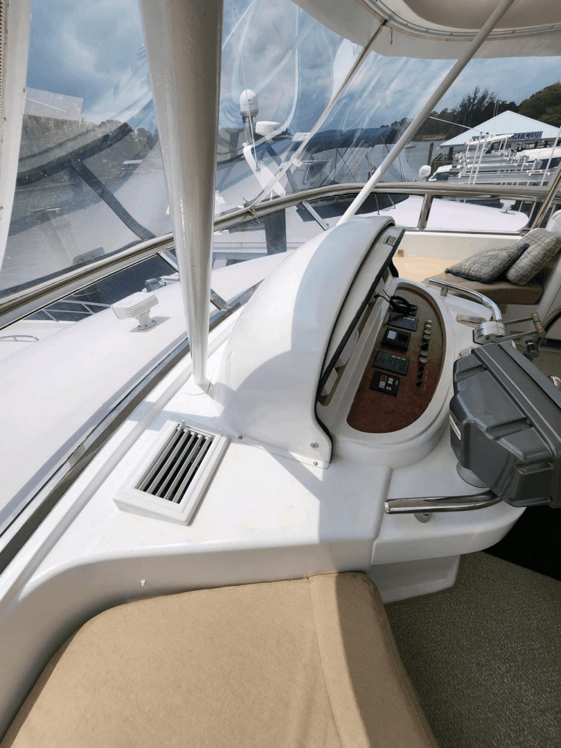2003 Horizon 64