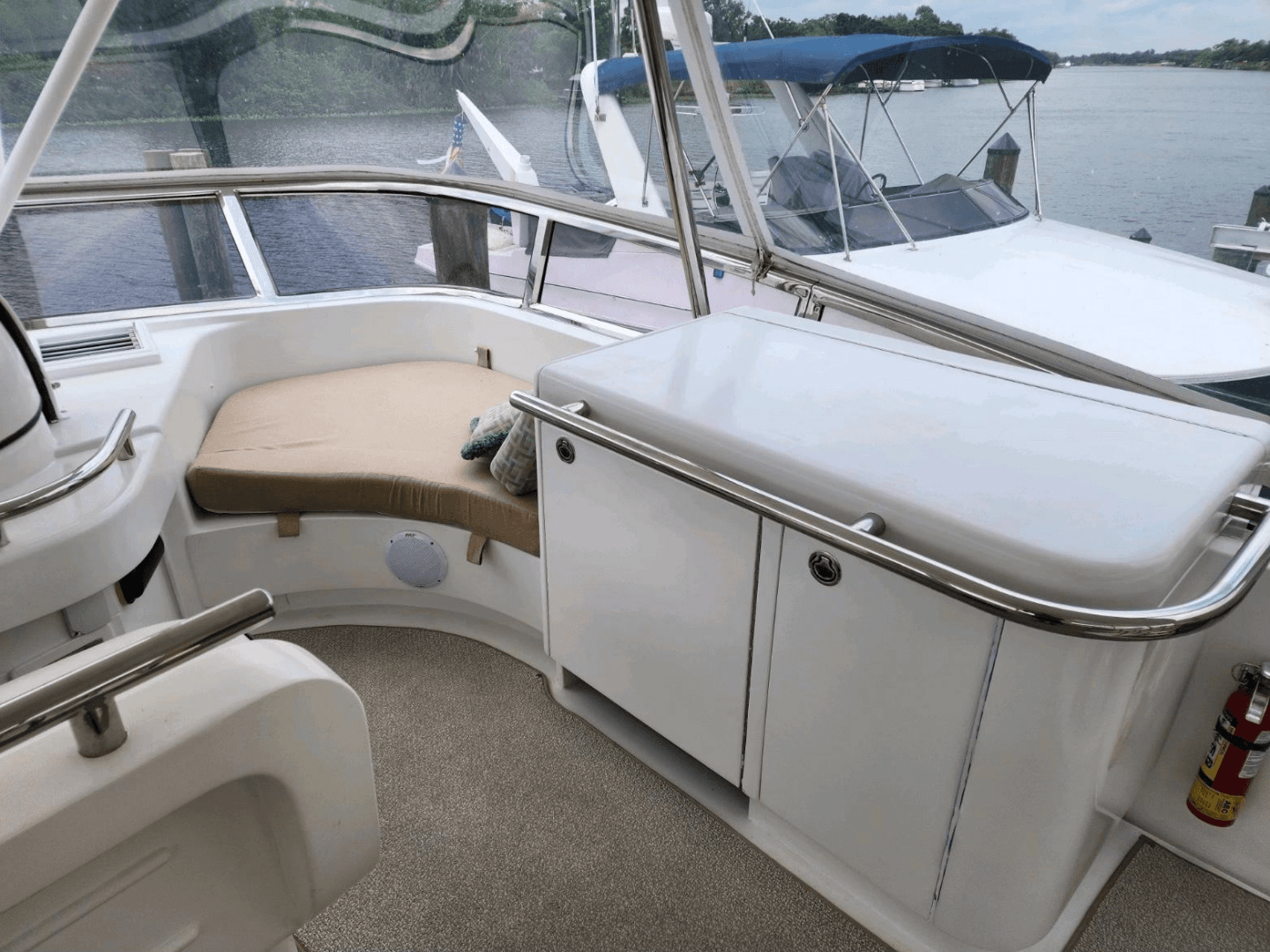 2003 Horizon 64
