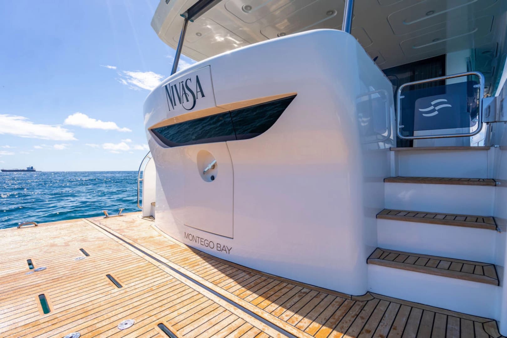 2022 Sirena 68