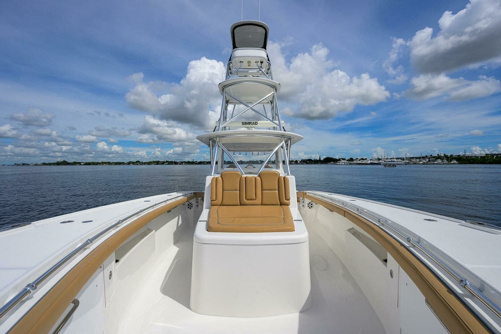 2018 Buddy Davis 42 Center Console - Forward Seating
