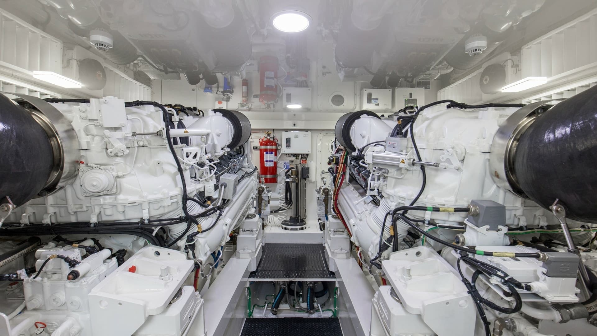 2020 68 Viking Convertible Gunpowder Engine Room