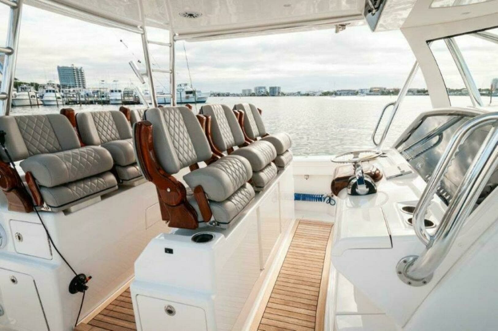 2021 Valhalla Boatworks V-46-GO ROUTE-Helm