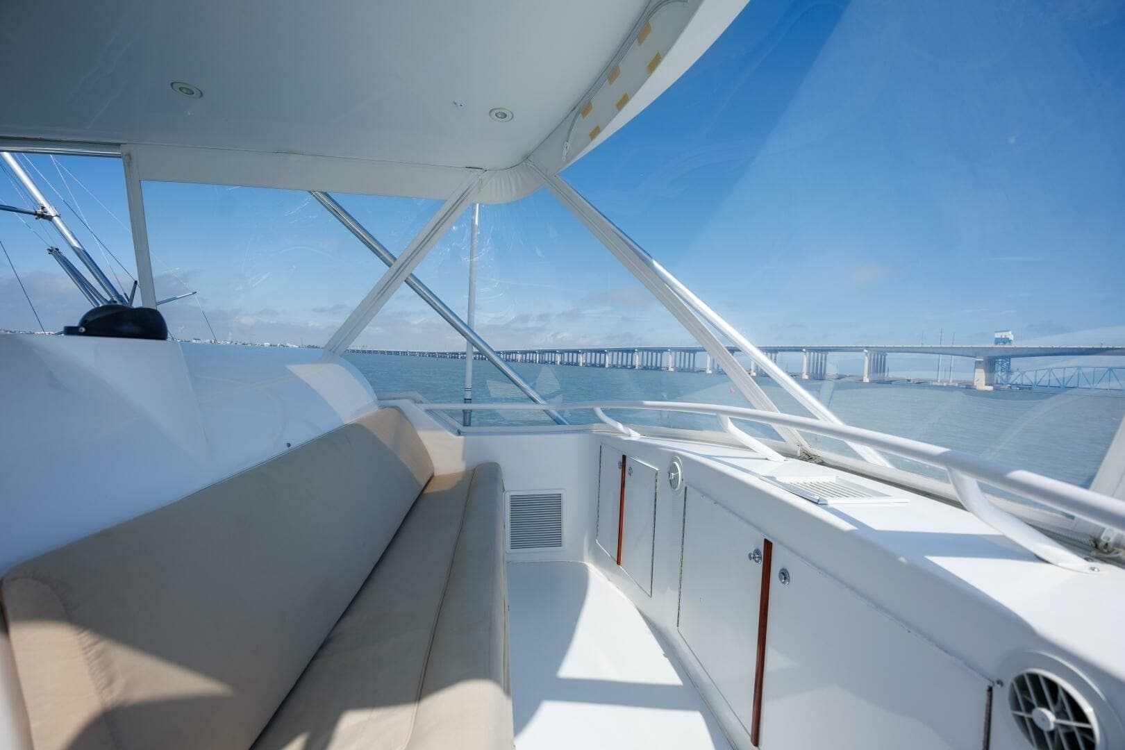 2002 Hatteras 50 Convertible 