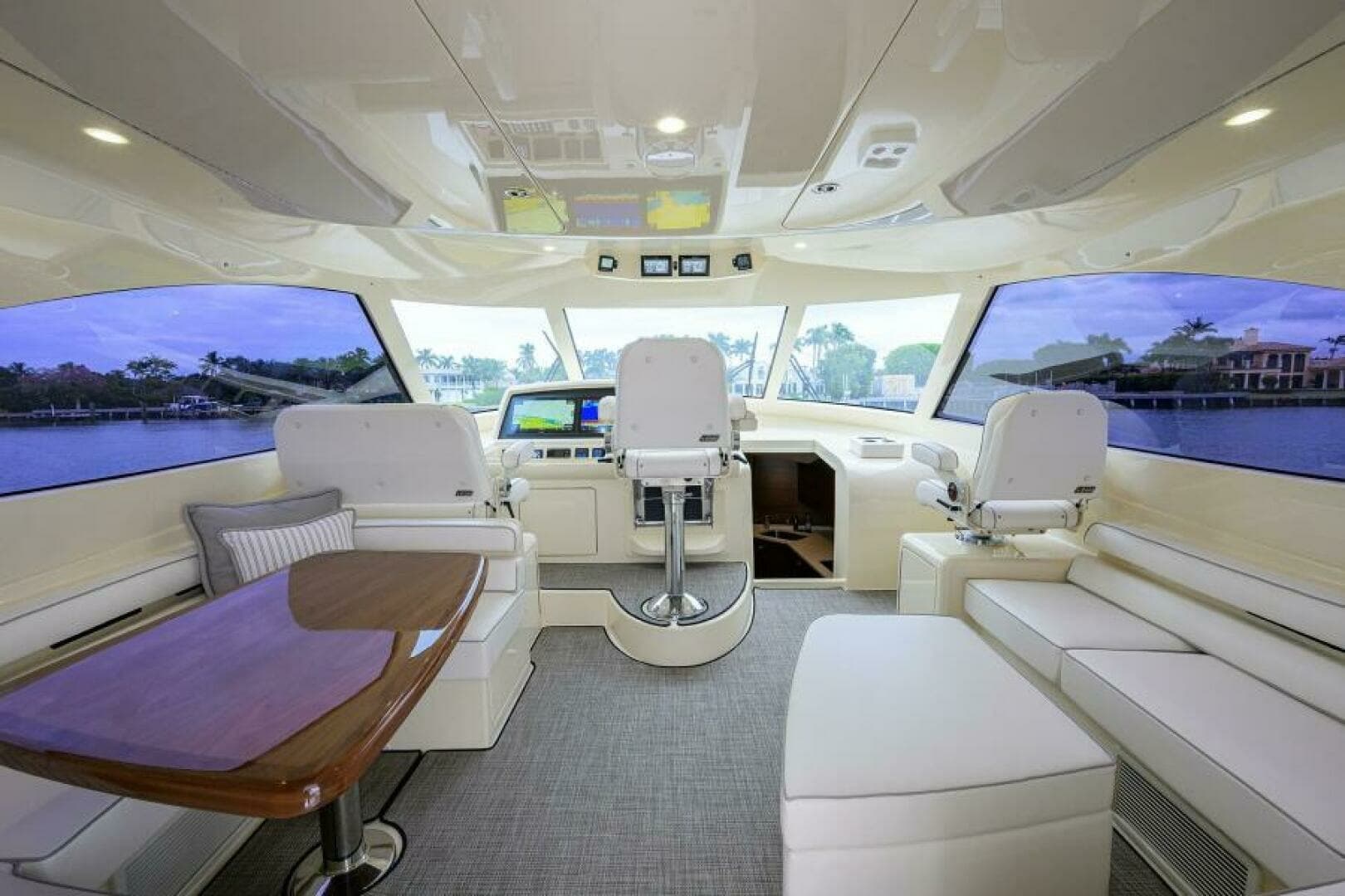 Viking 54 - TROUBLE FREE - Flybridge