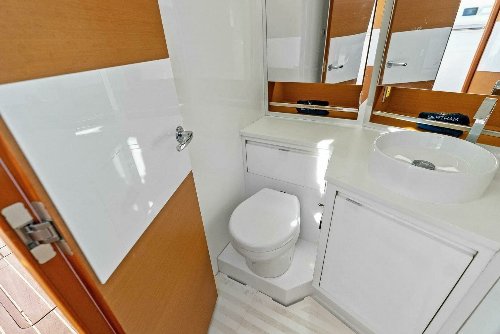 2017 Bertram 35 Flybridge