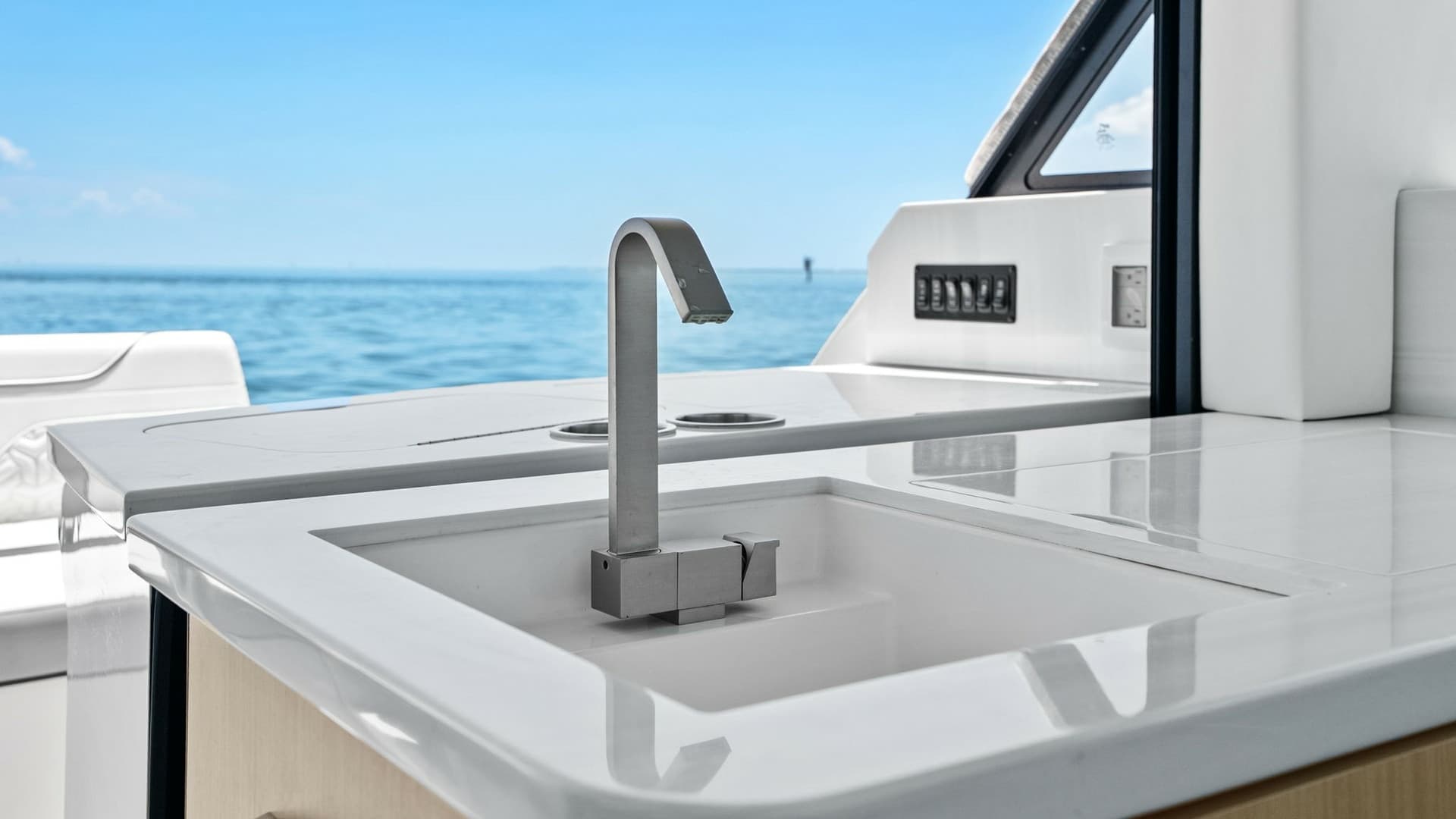 Sleek Cockpit Wet Bar