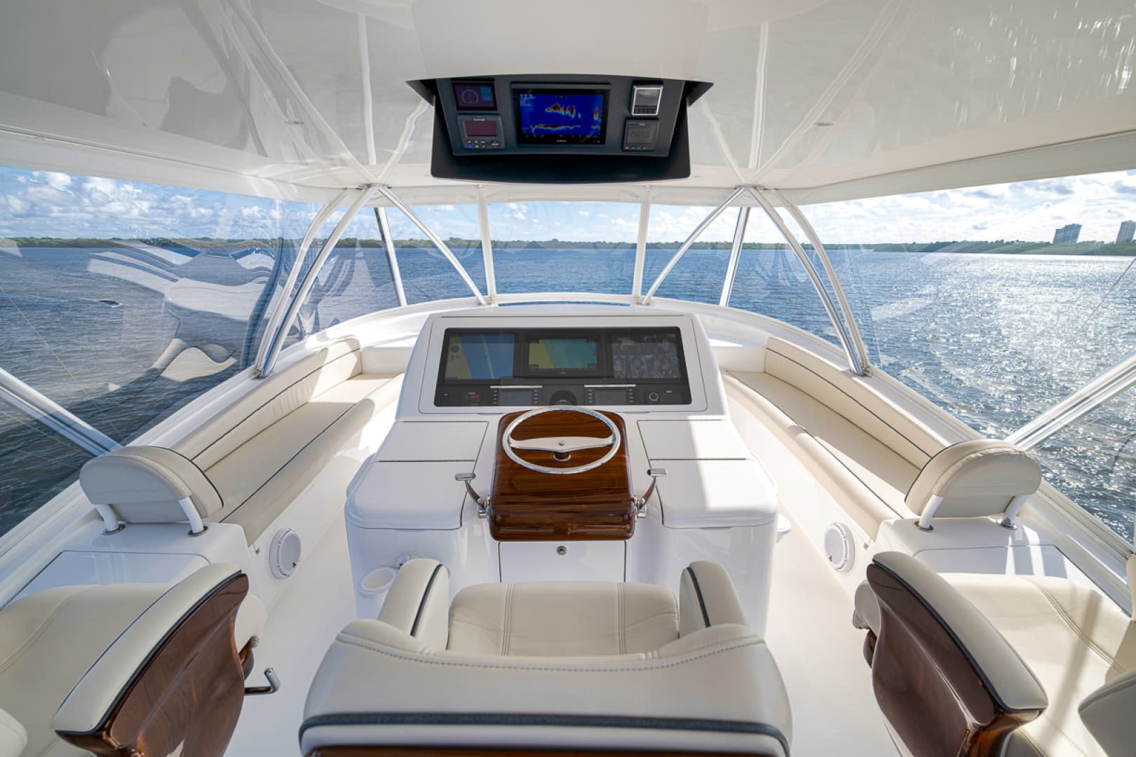 2020 Viking 68 Convertible