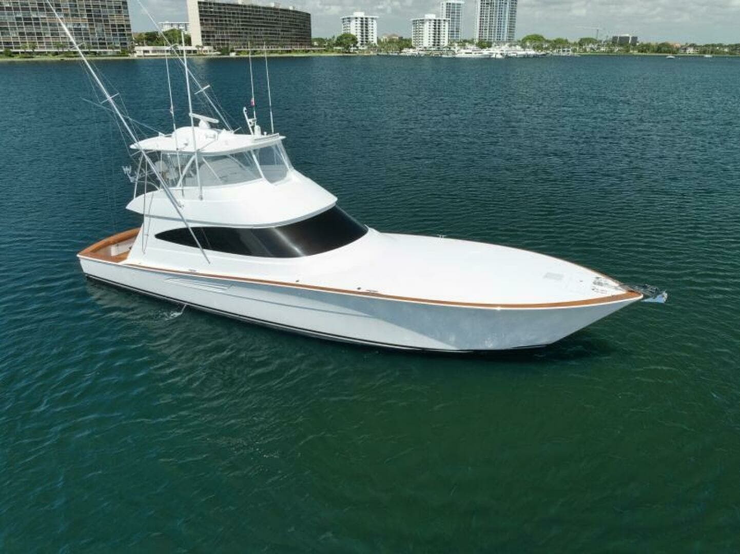 2024 Viking 68 Convertible- GYS TRADE- STBD