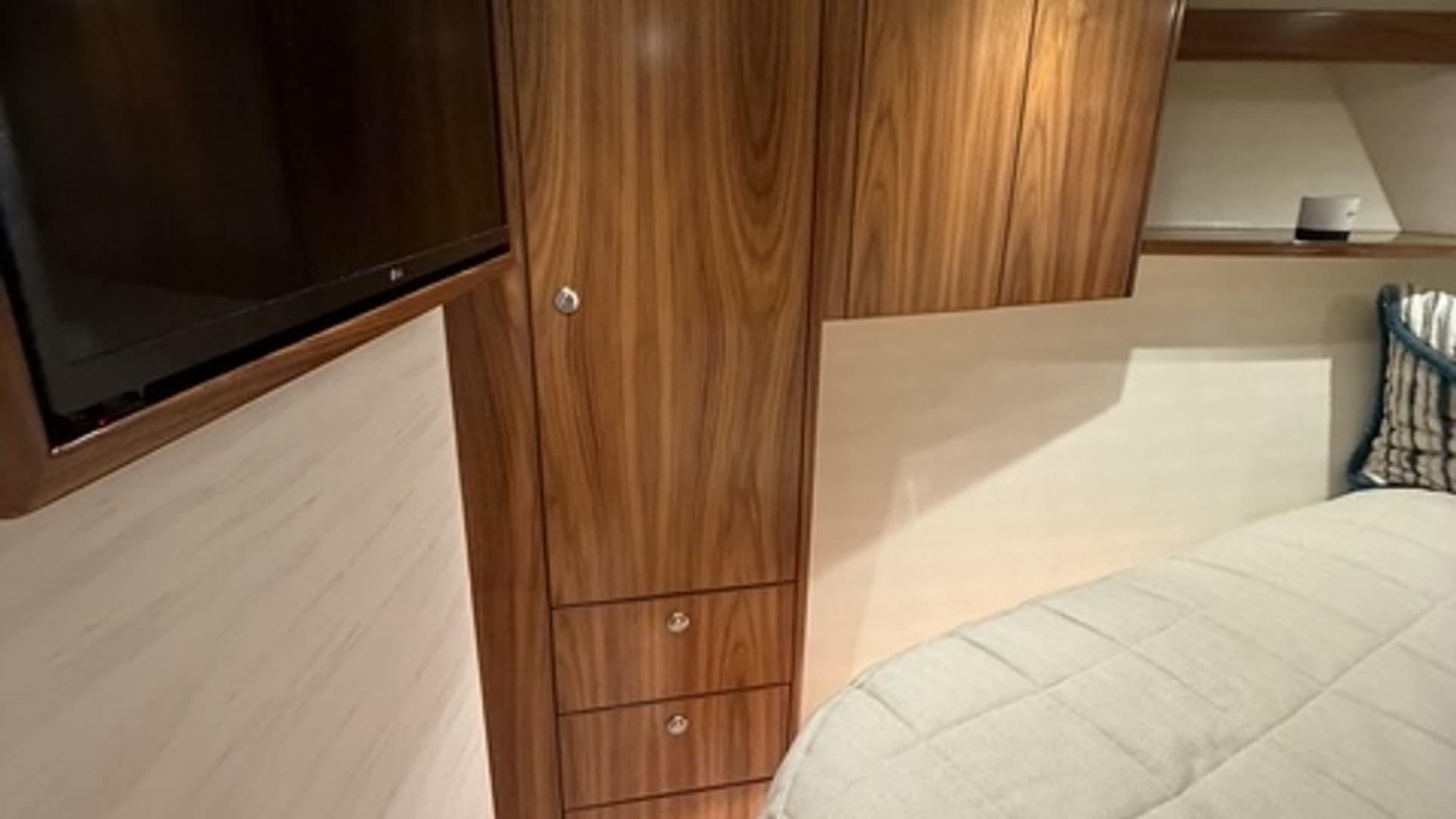 Viking 68 Convertible Forward Stateroom