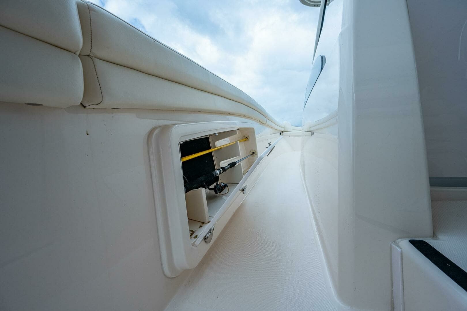 Grady White 45 Pura Vida - Exterior Cockpit