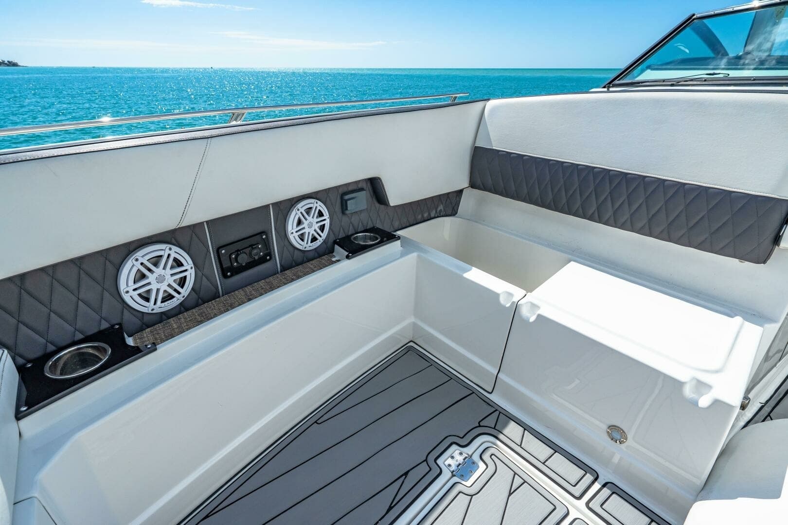 2023 Monterey 385 SS