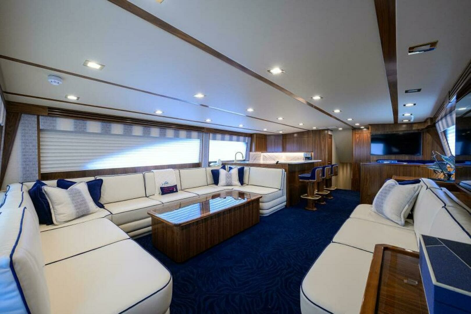 Viking 80 - KEMOSABE - Salon