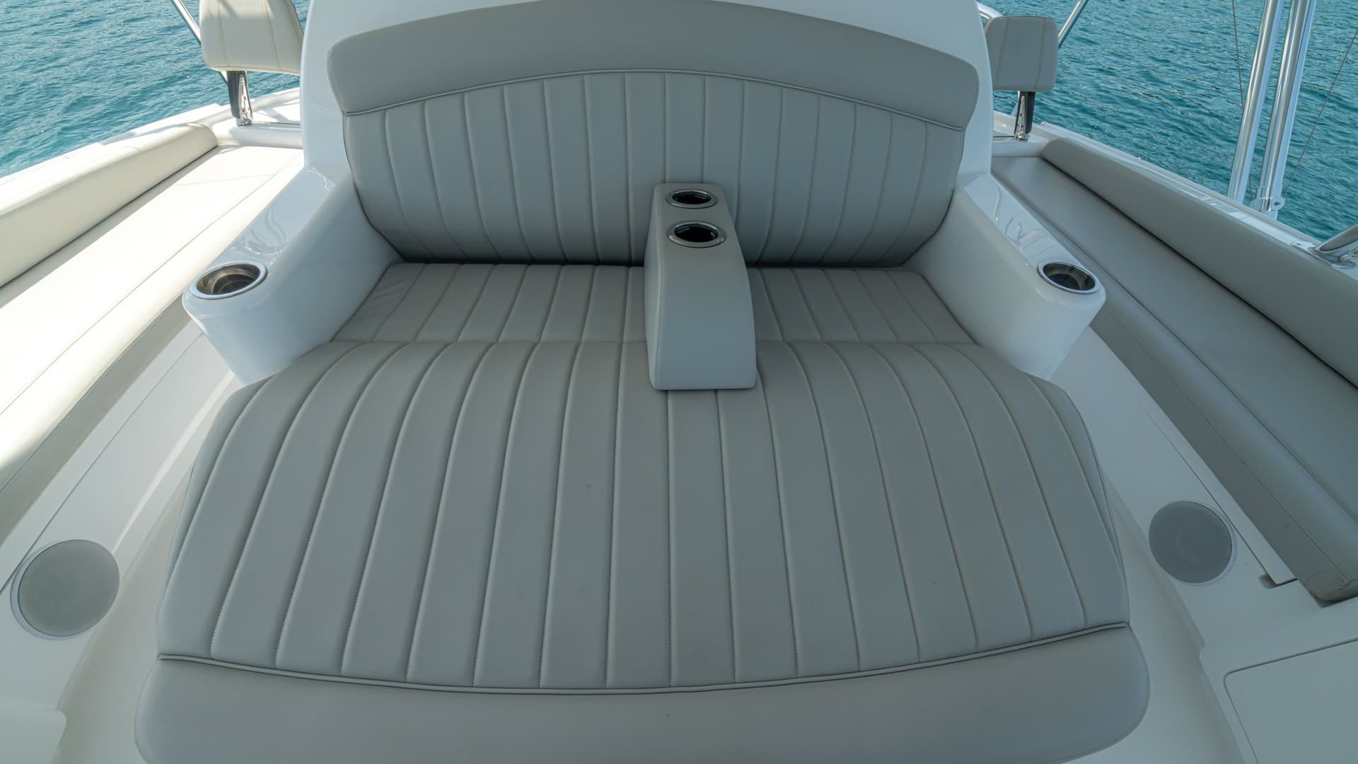Flybridge Lounge Seating