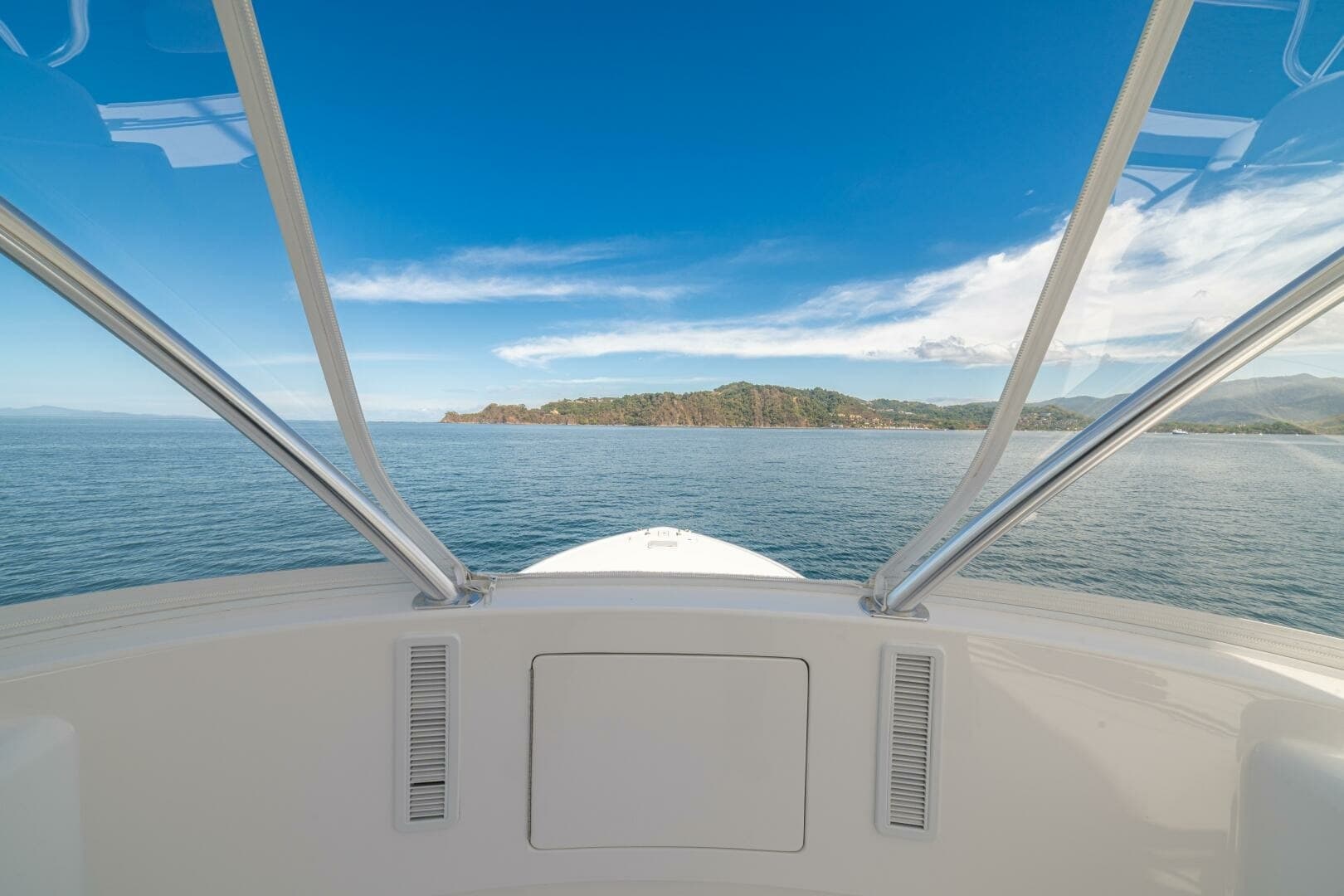2025 Viking 58 Convertible GAME ON