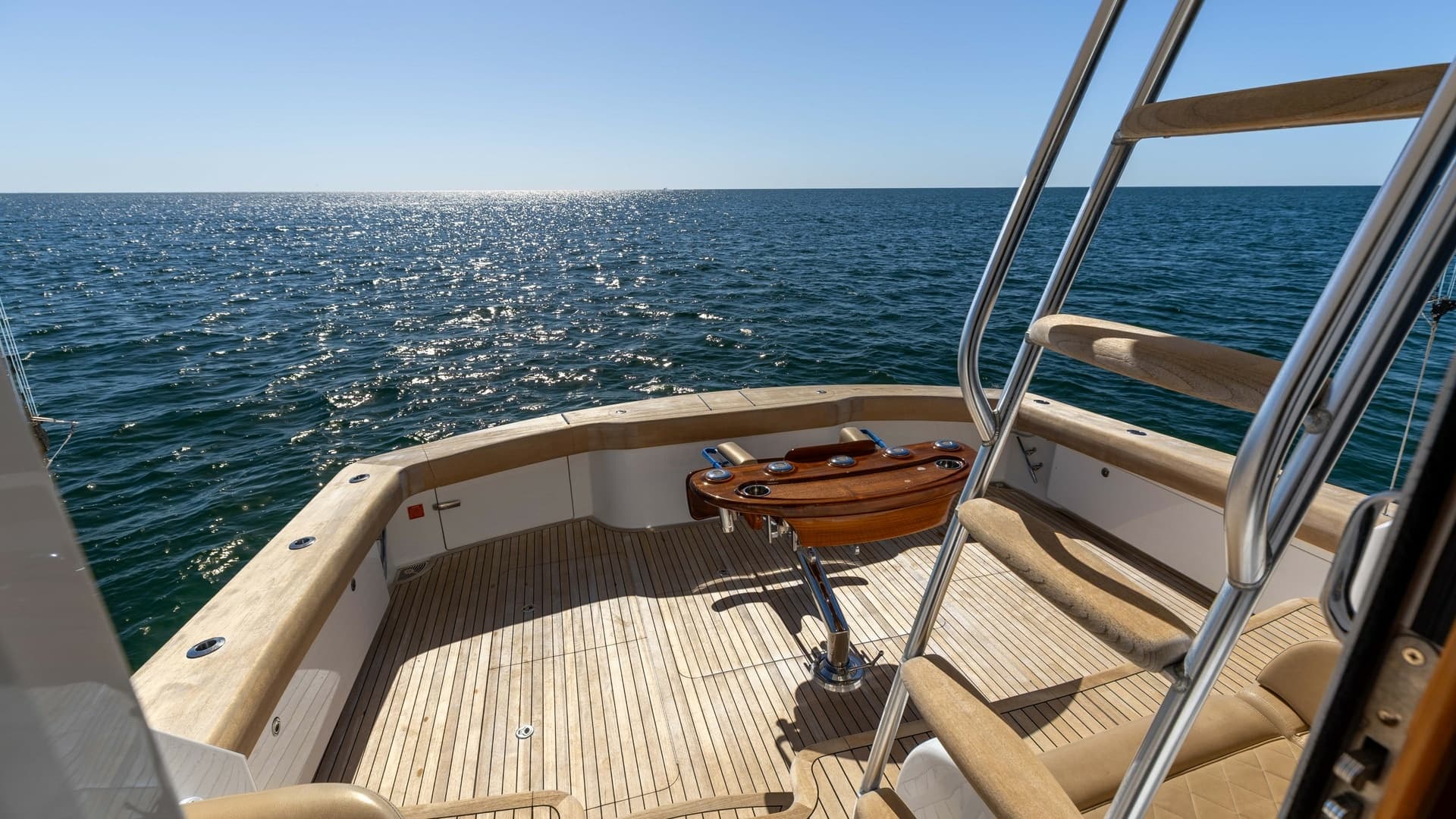 Spacious Aft Deck with Ladder