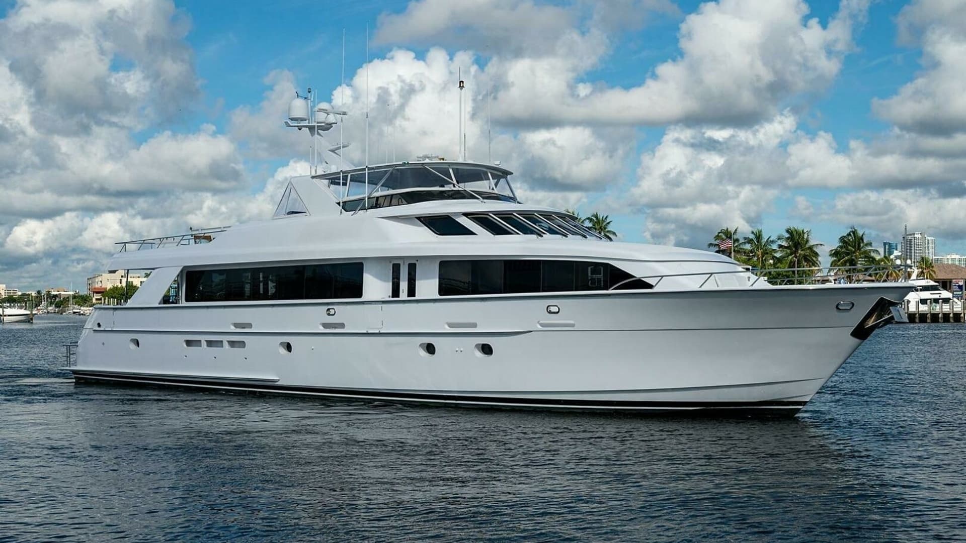 Starboard Profile of Raised Pilothouse