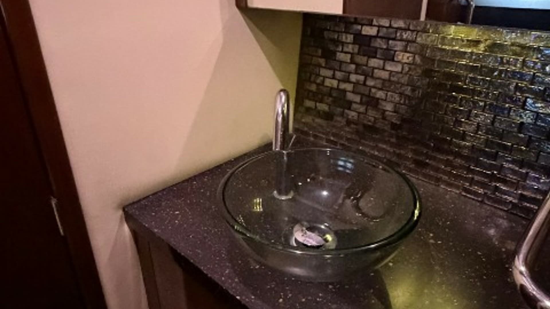 Modern Vessel Sink with Mosaic Backsplash
