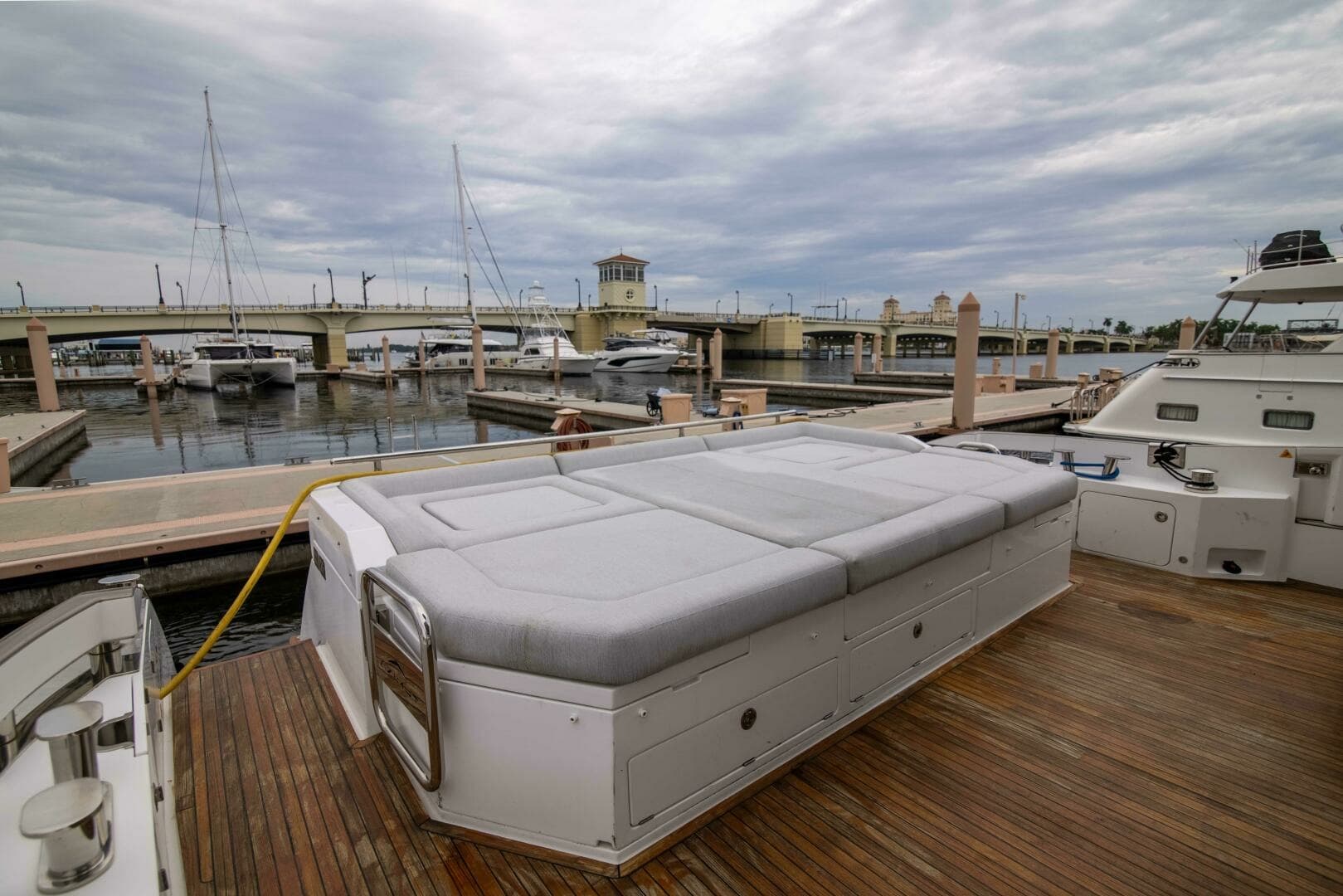 Azimut 70 Triple Play -