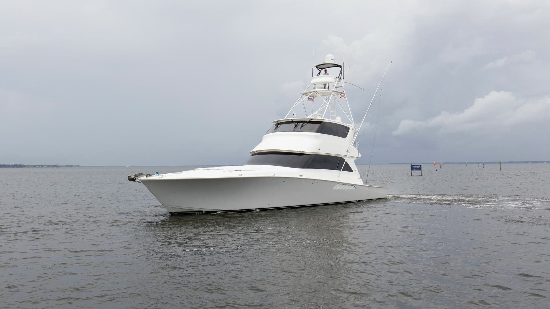 2007 74 Viking Enclosed Bridge Never Settle Profiles (2)