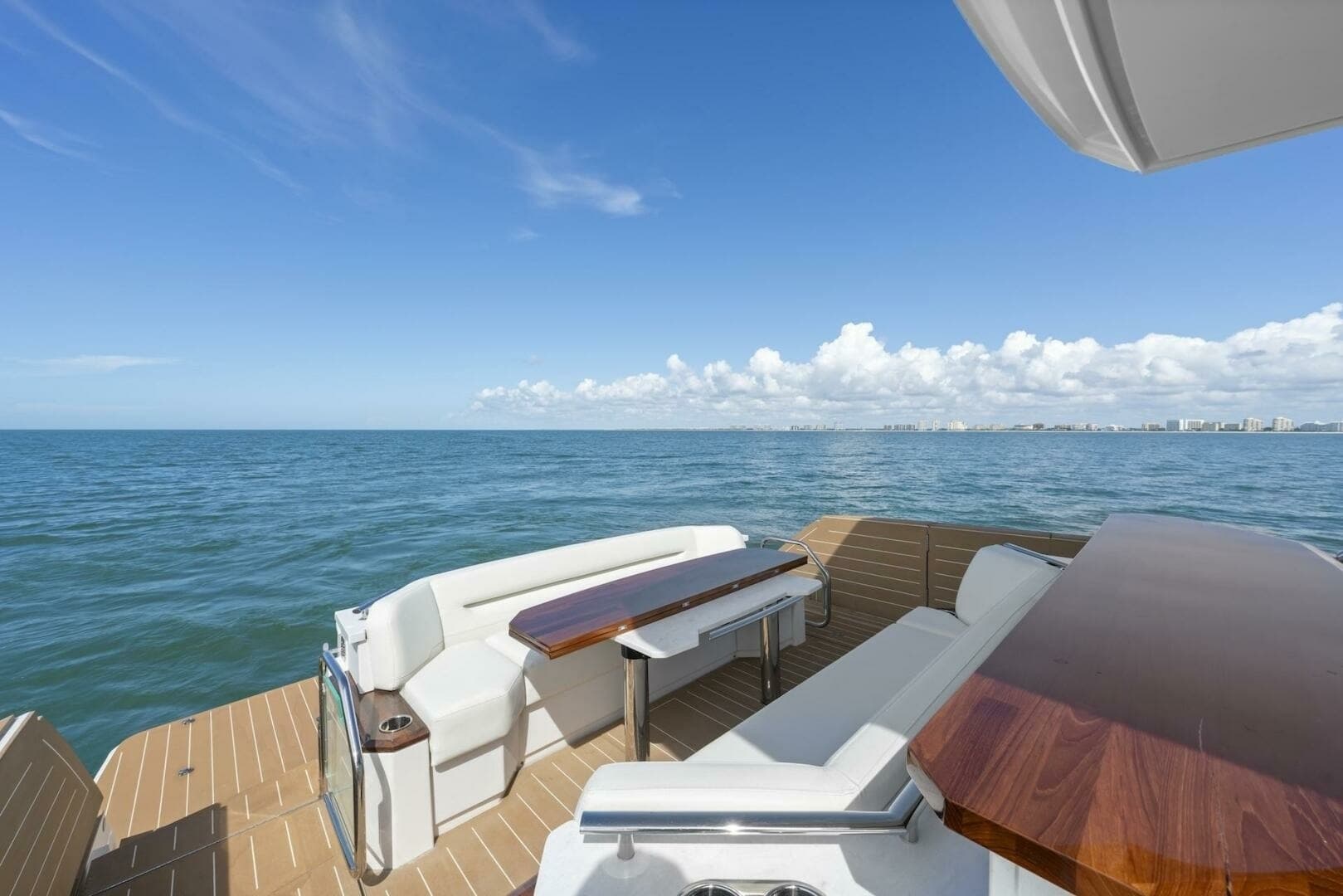 2023 Tiara Yachts EX 60
