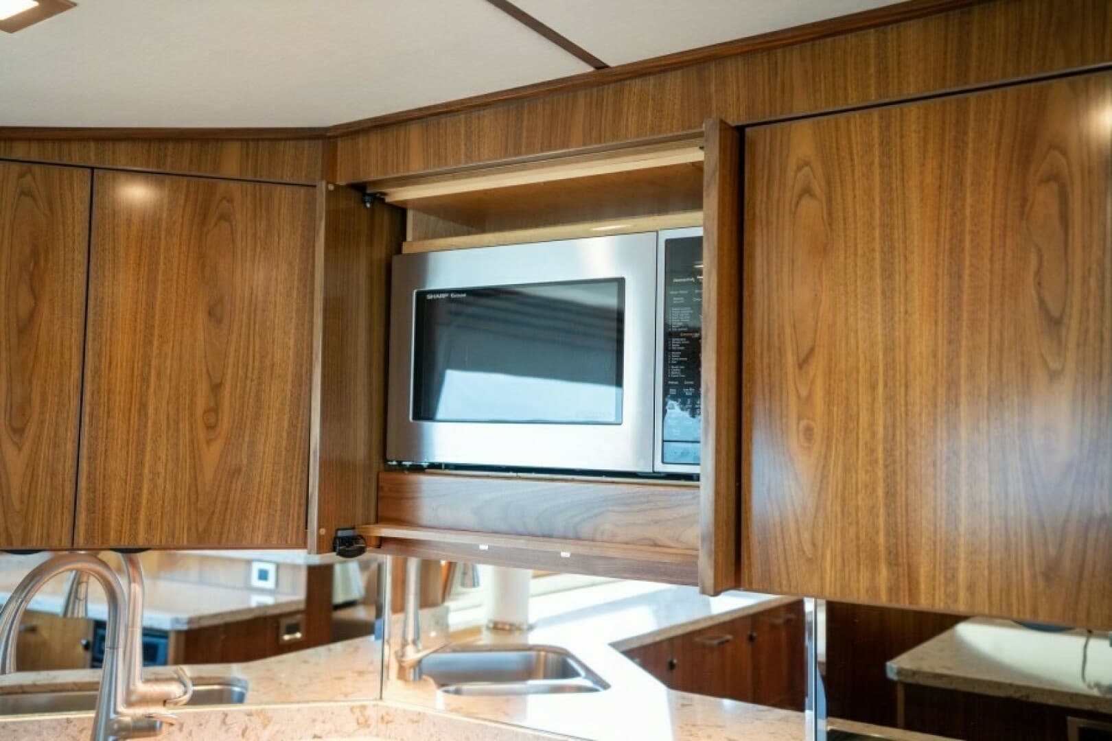2018 Viking 72 Convertible - Wrapped Up
