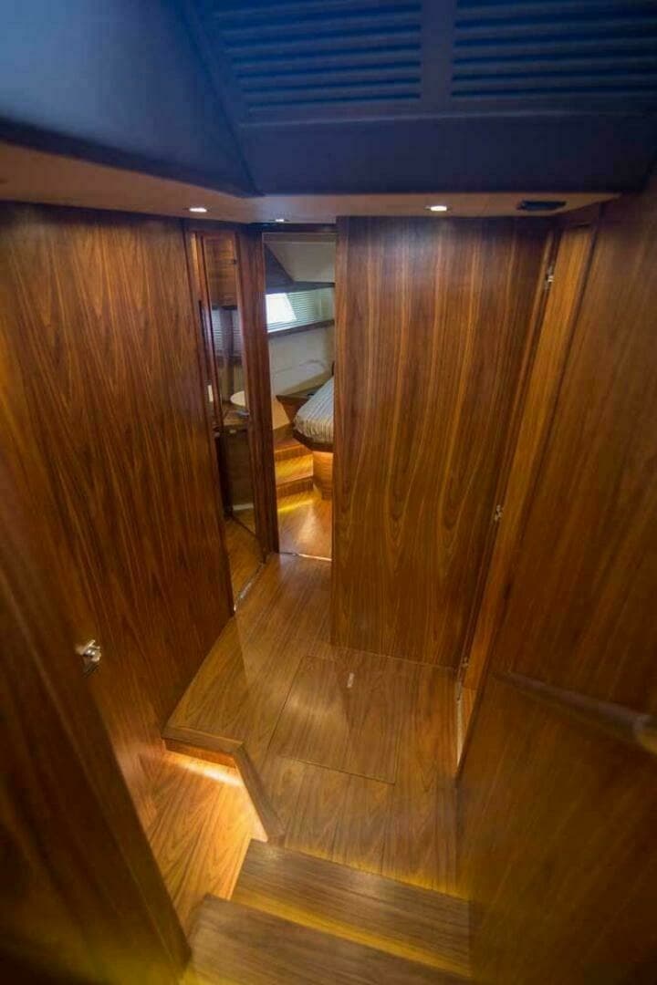 2019 Sundeck Yachts 580 Sport