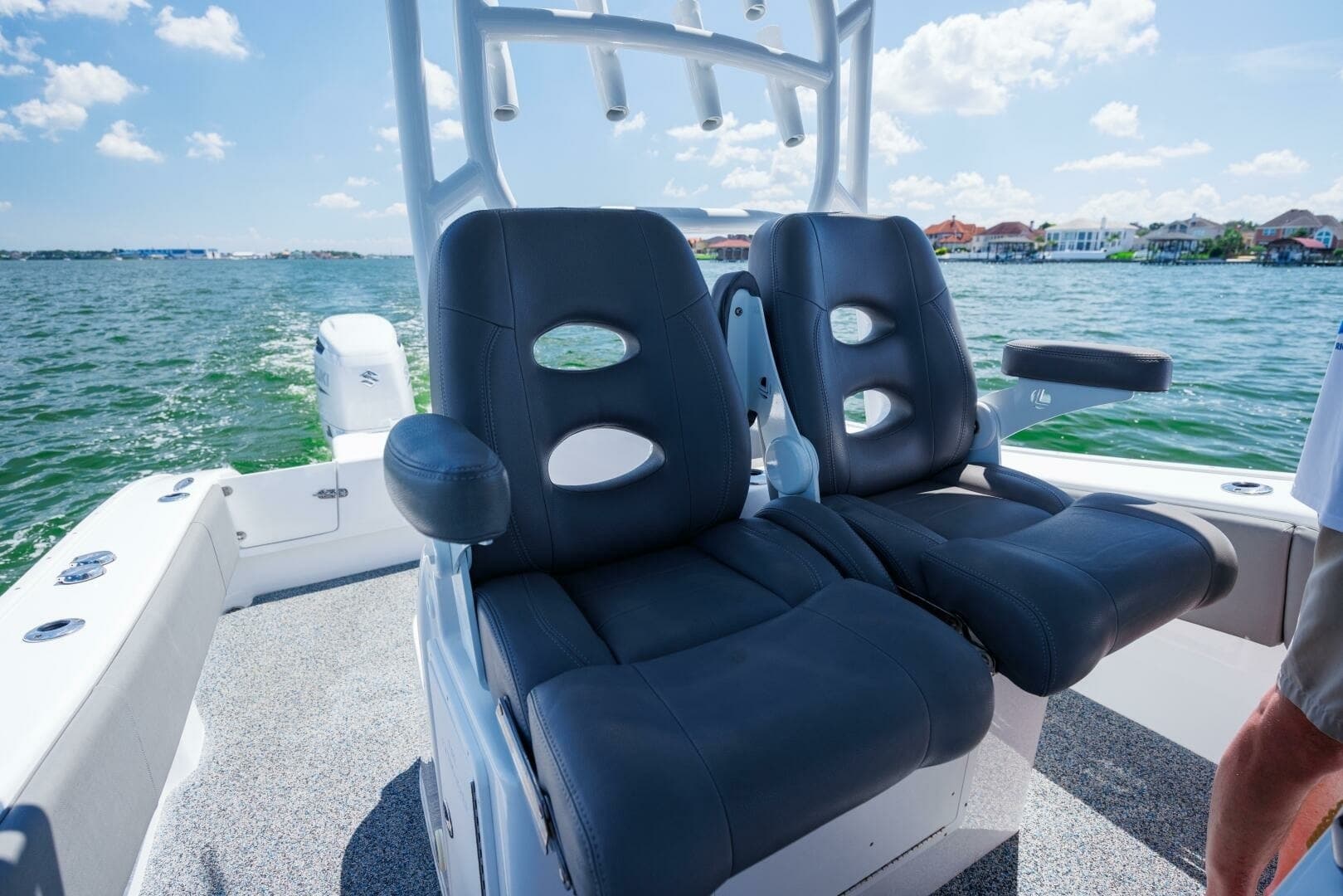 2022 Cape Horn 31 T