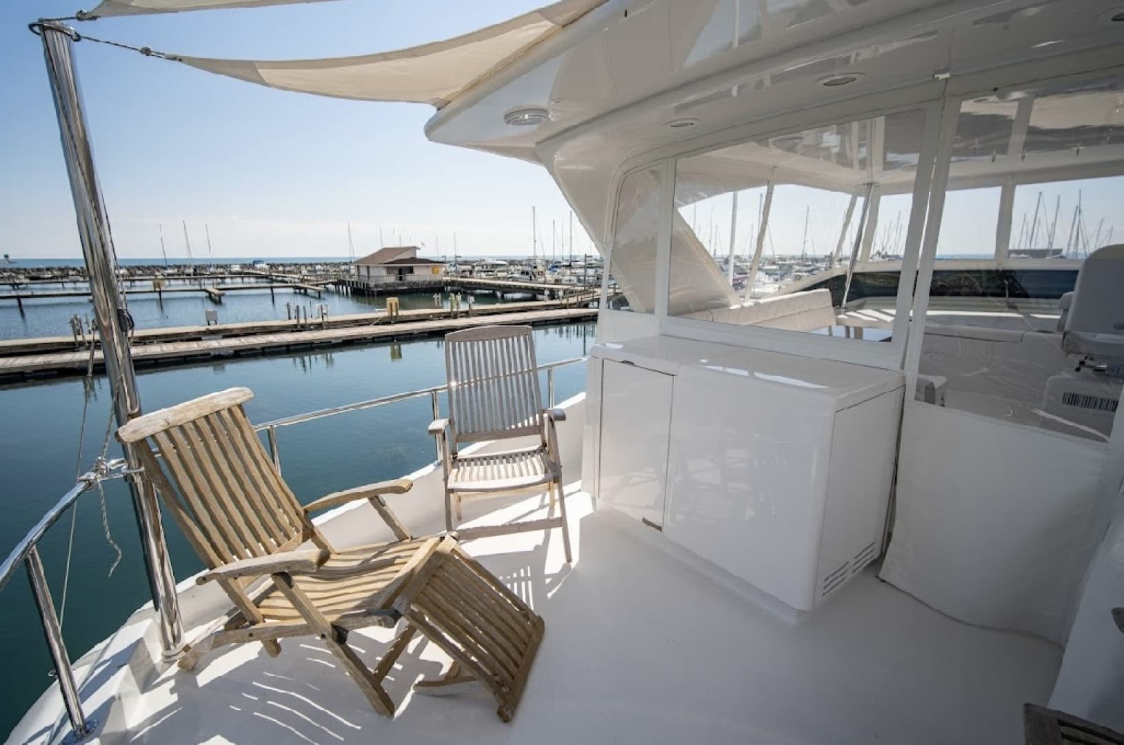 Hatteras 60 OVATION - Bridge Deck