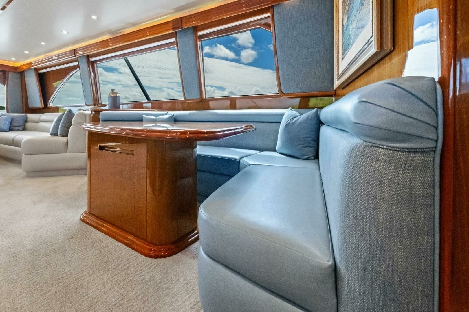 2012 82 Viking Convertible - Lady Di