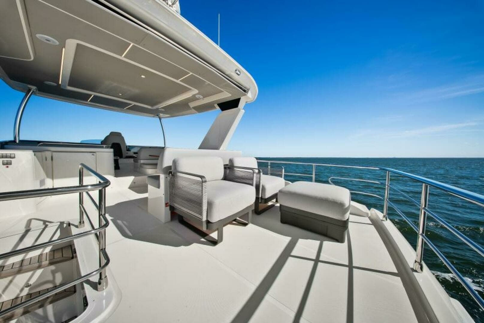 2025 Absolute Navetta 53