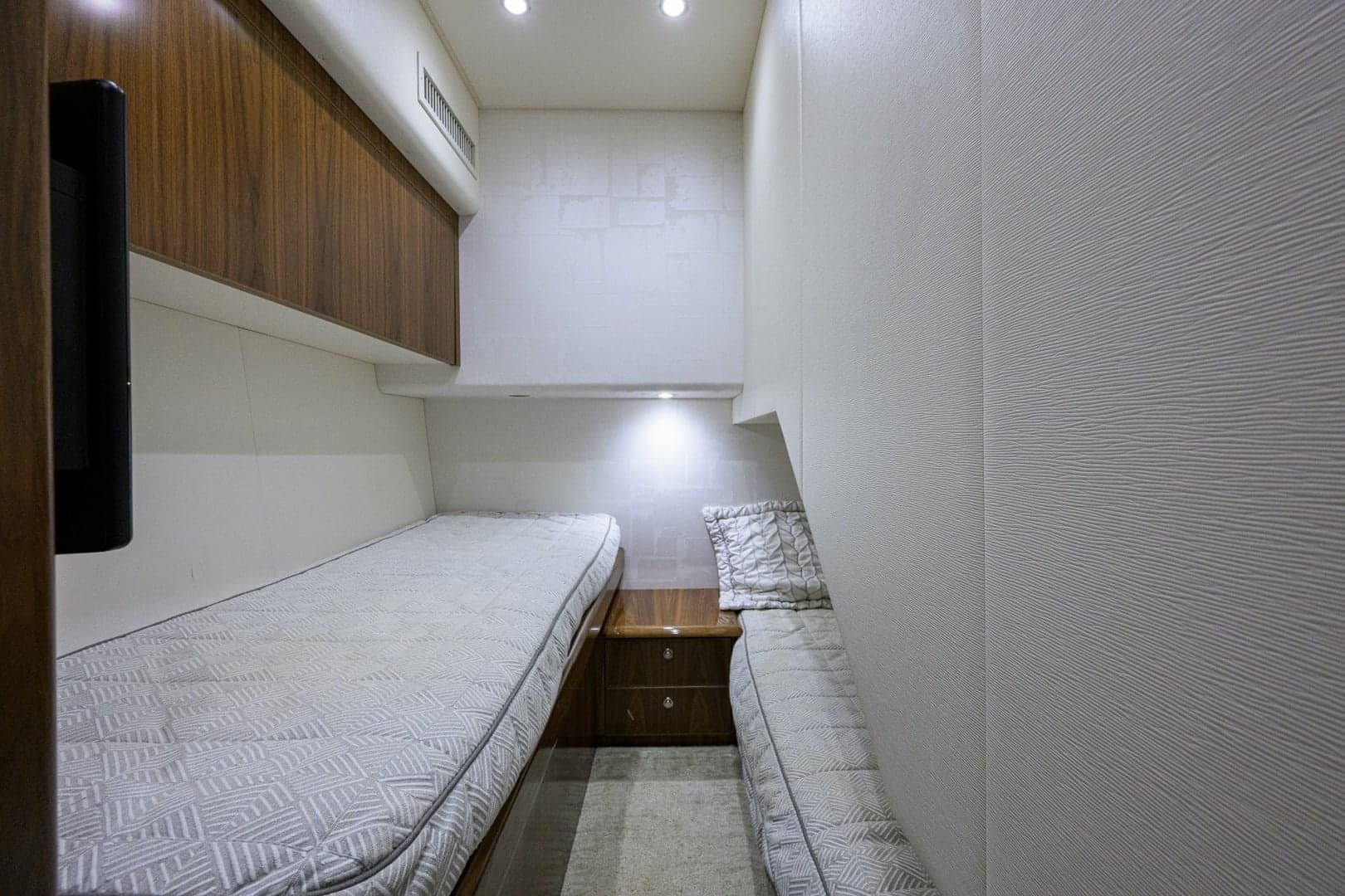58 Viking - Guest Stateroom