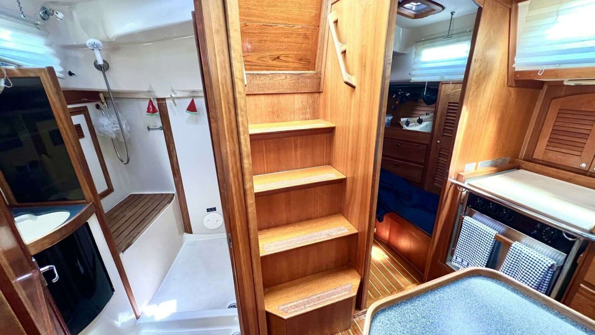 1999 Sabre 402 Sailboat  - VELA DARE II