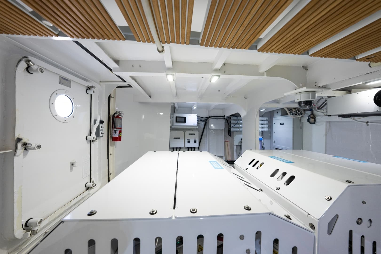 1971 Feadship 101 Engine Room