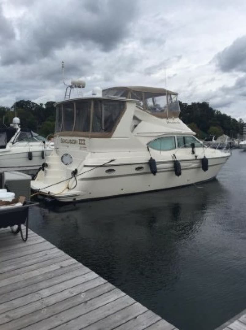 1999 Maxum 4100 SCA