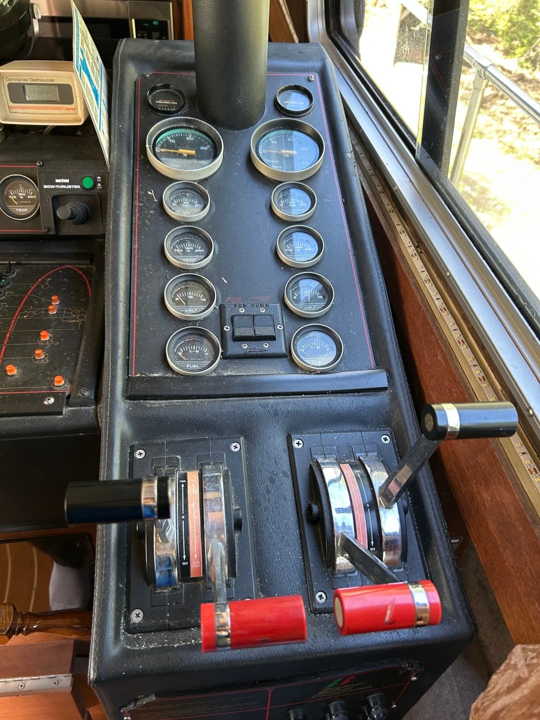 1985 Bayliner  3870