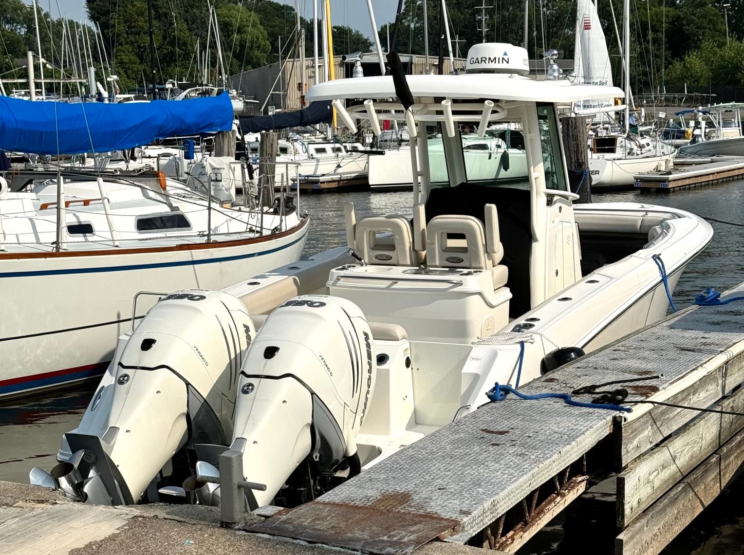 2018 Boston Whaler 280 Outrage