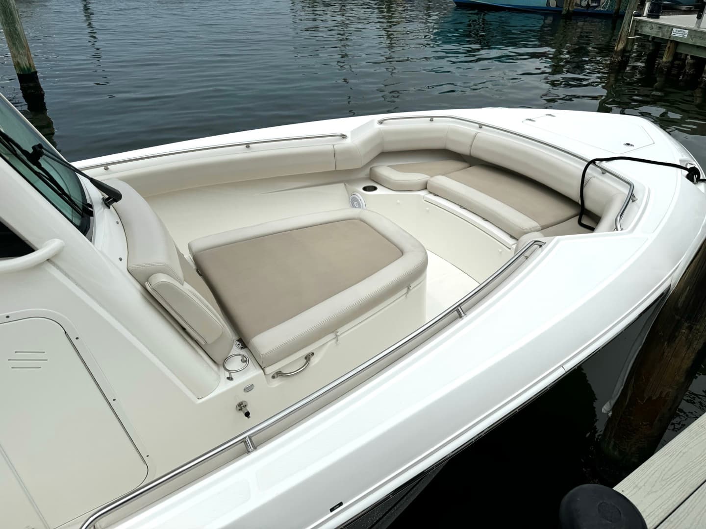 2018 Boston Whaler 280 Outrage