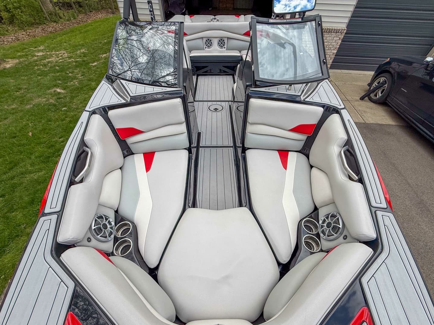 2016 Axis A22