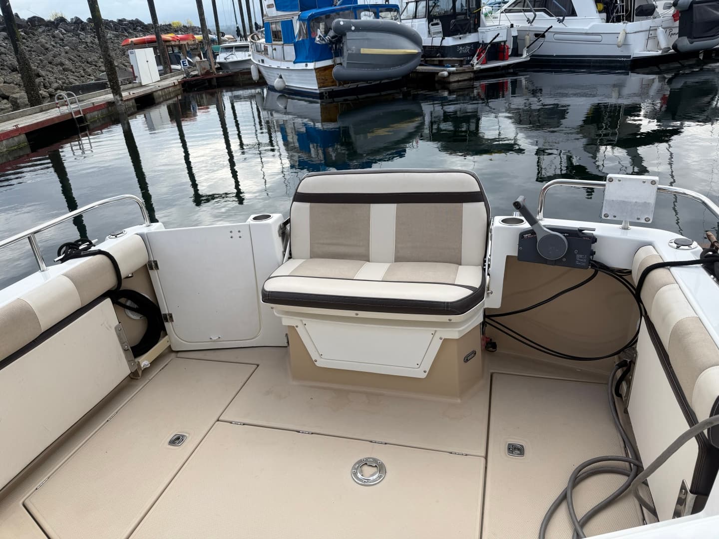 2015 Cutwater C-28 28