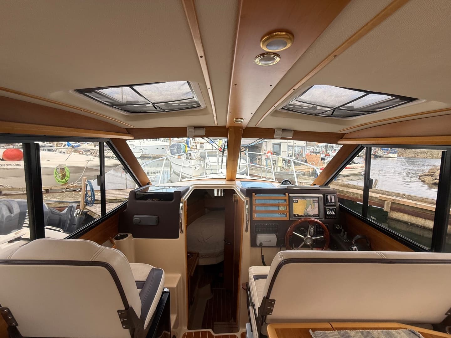 2015 Cutwater C-28 28