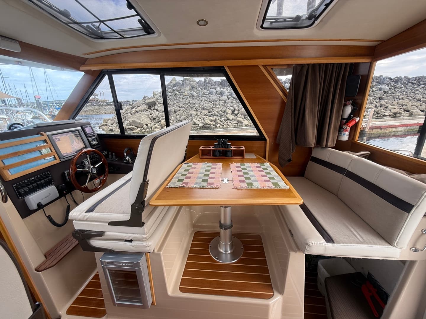 2015 Cutwater C-28 28