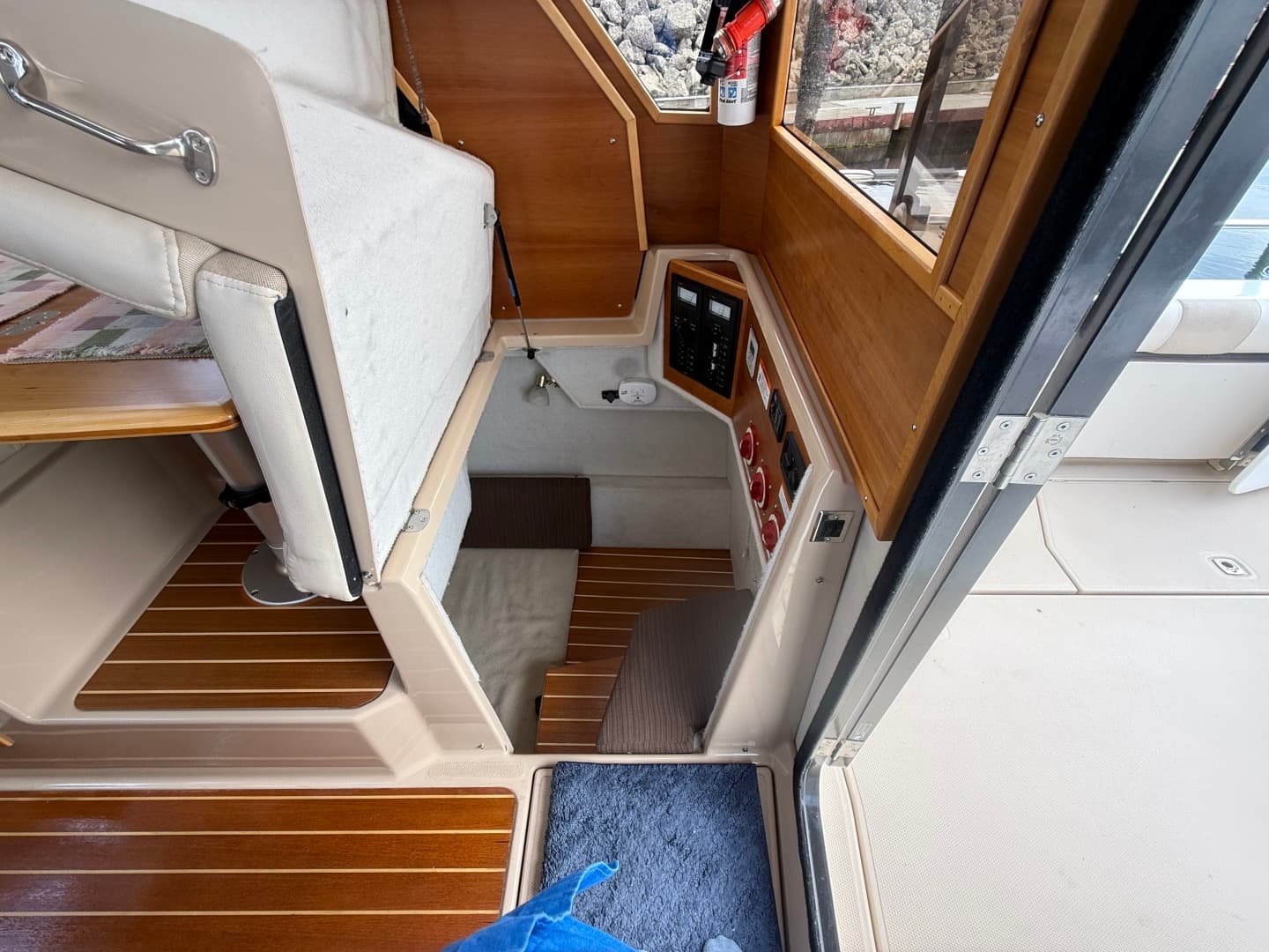 2015 Cutwater C-28 28